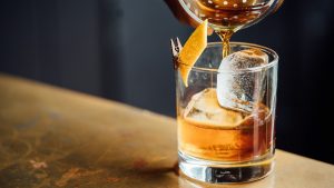 Quel cocktail à base de whisky concocter chez soi ?